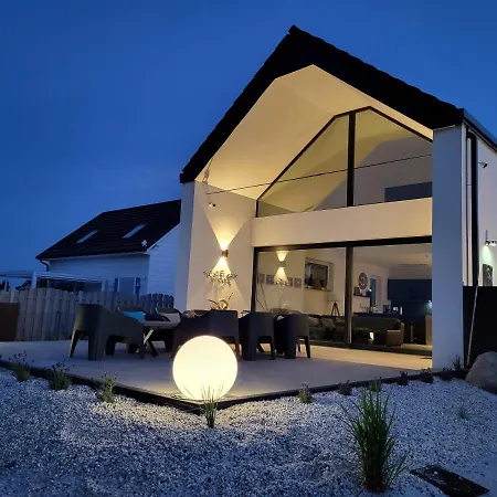 Robson I Sauna, Jacuzzi * Miedzywodzie