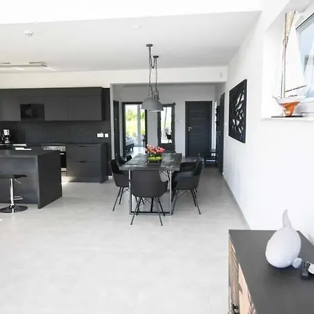 Villa Robson I Sauna, Jacuzzi Międzywodzie