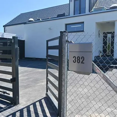 Robson I Sauna, Jacuzzi Villa