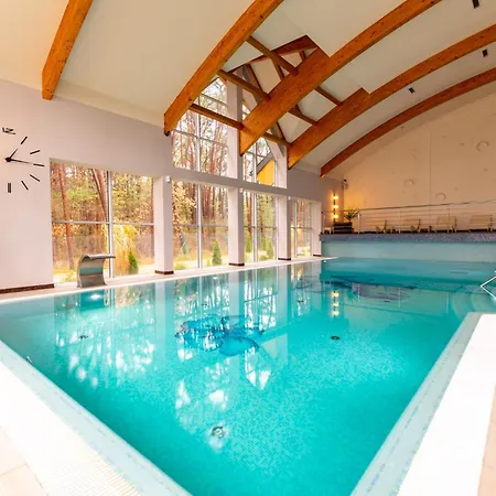 Robson I Sauna, Jacuzzi ヴィラ ミエンジボジェ