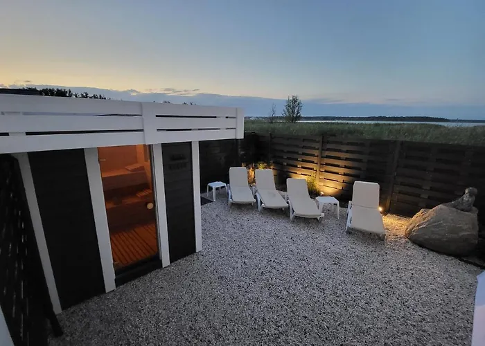 빌라 Robson I Sauna, Jacuzzi 미에드지보드지