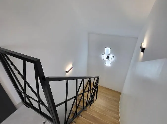 Robson I Sauna, Jacuzzi 빌라 *