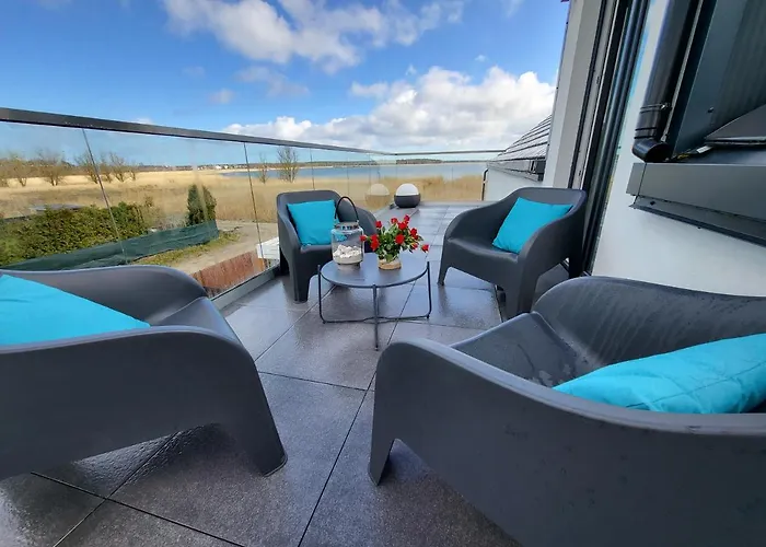 Robson I Sauna, Jacuzzi 빌라 미에드지보드지