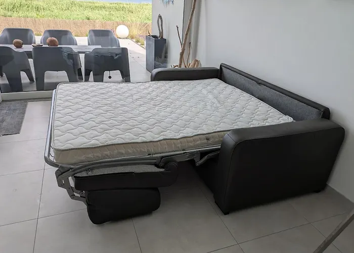 Robson I Sauna, Jacuzzi 빌라 미에드지보드지