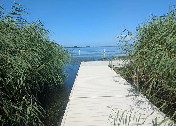 Robson I Sauna, Jacuzzi